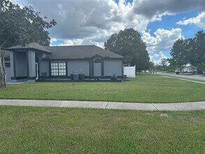 947 Wages Way in Orlando, FL - Building Photo - Building Photo