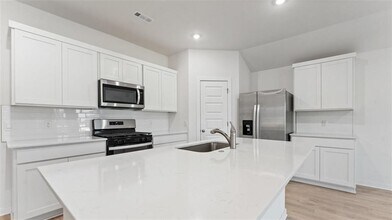 4331 W Glacier St in Fayetteville, AR - Foto de edificio - Building Photo