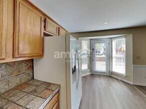 2200 Brindlewood Dr in Plainfield, IL - Foto de edificio - Building Photo