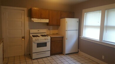 1133-1135 N Main St in Rockford, IL - Building Photo - Building Photo