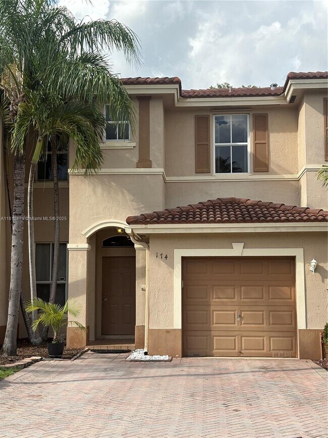 property at 174 Riverwalk Cir