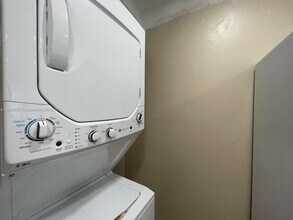 7875 Margate Blvd in Margate, FL - Building Photo - Building Photo