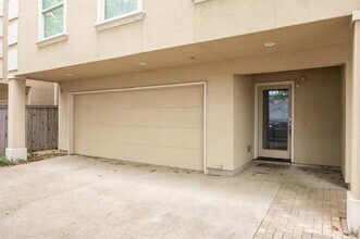 3915 Congress Ave in Dallas, TX - Building Photo - Building Photo