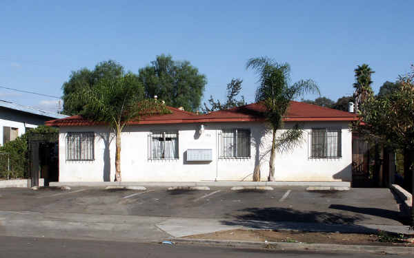 3312-3322 43rd St in San Diego, CA - Foto de edificio