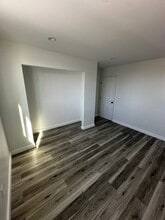 10626 S Gramercy Pl in Los Angeles, CA - Building Photo - Building Photo