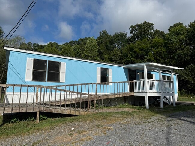 property at 138 Red Quill Wy