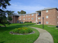 Pine Manor II Apartments in Philadelphia, PA - Foto de edificio - Building Photo