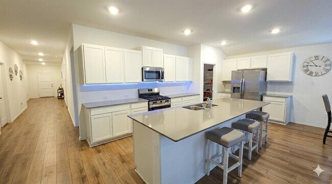 230 Gresham in Kyle, TX - Building Photo - Building Photo