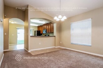 7725 Maroon Peak Dr in Ruskin, FL - Building Photo - Building Photo