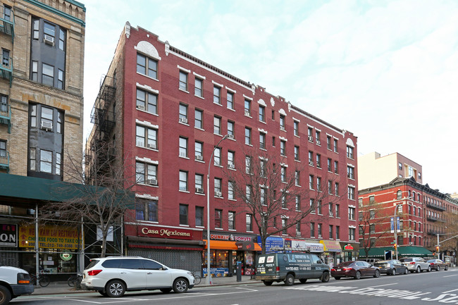 892-898 Amsterdam Ave in New York, NY - Foto de edificio - Building Photo