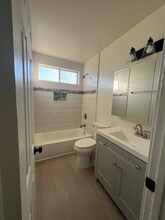 1193 N Ardmore Ave in Los Angeles, CA - Building Photo - Building Photo