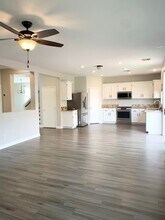 8329 Lavender Jade Ct in Las Vegas, NV - Building Photo - Building Photo