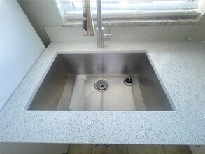 8010 SW 7th St in North Lauderdale, FL - Building Photo - Building Photo