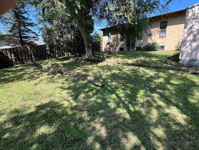 property at 967 Pleasant Ln