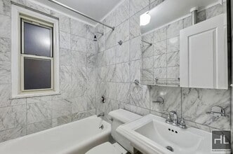 EAST 10 STREET in New York, NY - Building Photo - Building Photo