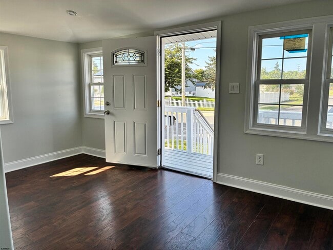 131 Pacific Ave in Pleasantville, NJ - Building Photo - Building Photo