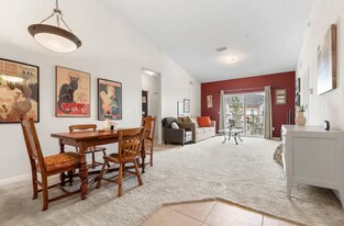 8201 Green Parrot Road, Unit 308