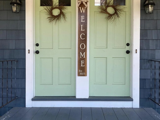 11 Lawrence St, Unit 11A in Concord, NH - Foto de edificio - Building Photo