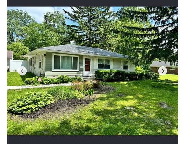 property at 1022 Rochelle Rd