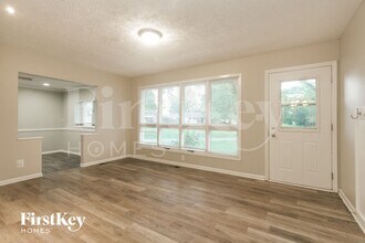 302 Corottoman Ct in Avon, IN - Building Photo - Building Photo