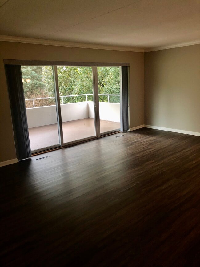 Lincoln Tower Apartments