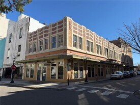 127 Dauphin St in Mobile, AL - Building Photo