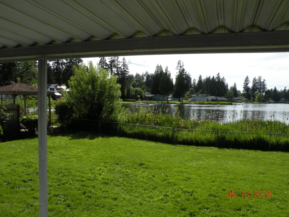 17008 6th Avenue Ct S in Spanaway, WA - Building Photo