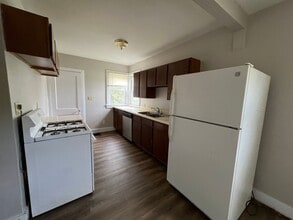 1010 Meadow Ave in East Peoria, IL - Building Photo - Building Photo
