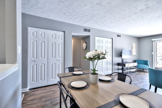 The Pops Apartments in Lexington, KY - Building Photo - Building Photo