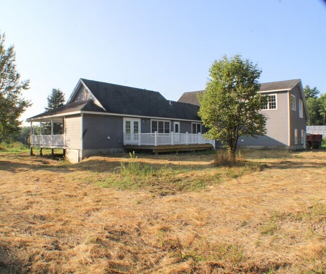 53 Carpenter Rd in Chichester, NH - Building Photo - Building Photo