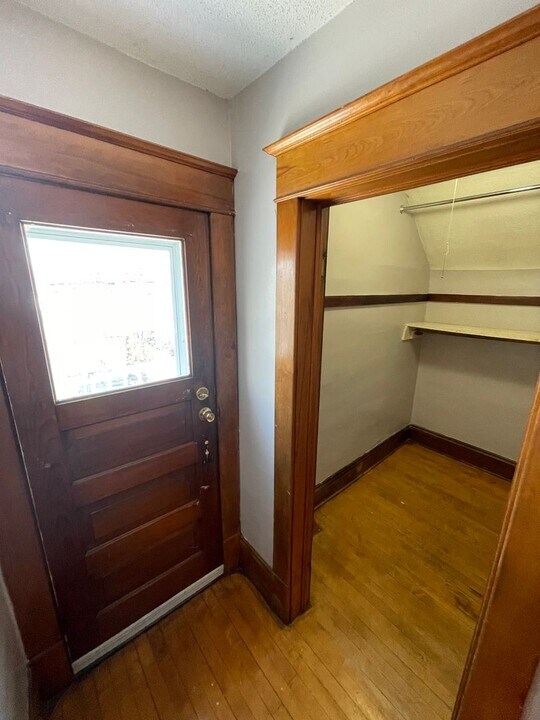 3718 Oakland Ave S-Unit -2 in Minneapolis, MN - Building Photo
