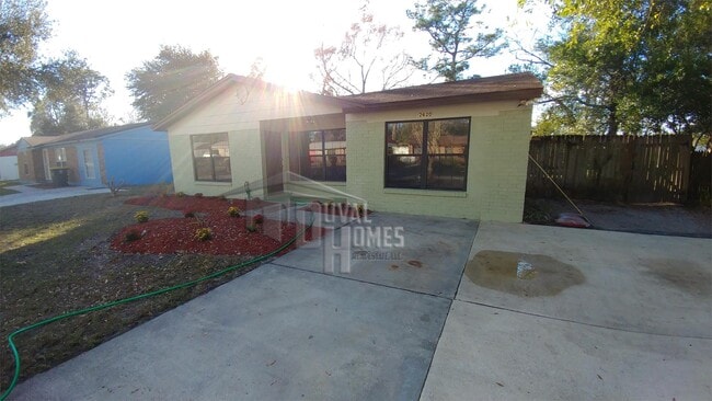 2620 Kenwood Dr W in Jacksonville, FL - Building Photo - Building Photo