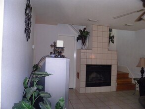 2711 Grants Lake Blvd in Sugar Land, TX - Building Photo - Building Photo