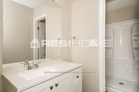 49 Burnham Dr photo'