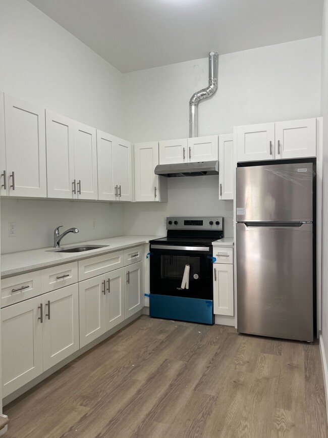 property at 191 Ashburton Ave