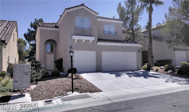 8917 Picket Fence Ave in Las Vegas, NV - Building Photo