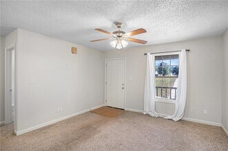 1414 N Hampton Dr in Hampton, GA - Building Photo - Building Photo