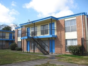 Hartman Apartments in Houston, TX - Building Photo - Building Photo