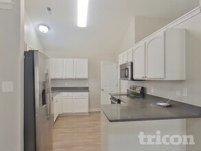 428 Glencroft Dr in Wingate, NC - Building Photo - Building Photo