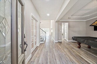 16523 E Canterra Cir in Houston, TX - Building Photo - Building Photo