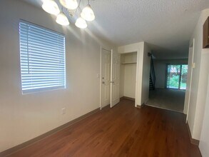 1318 S Hawthorne Pl in Spokane, WA - Building Photo - Building Photo