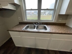 1733-1737 Long Ave, Unit 1733 Long Ave in Lorain, OH - Foto de edificio - Building Photo