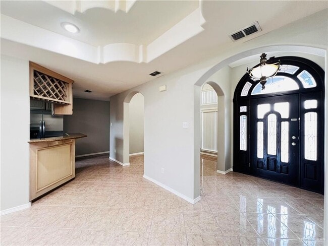 18 La Vista St in McAllen, TX - Building Photo - Building Photo