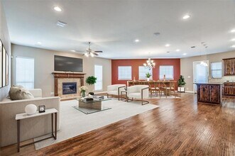 2721 Hundred Knights Dr in Lewisville, TX - Building Photo - Building Photo