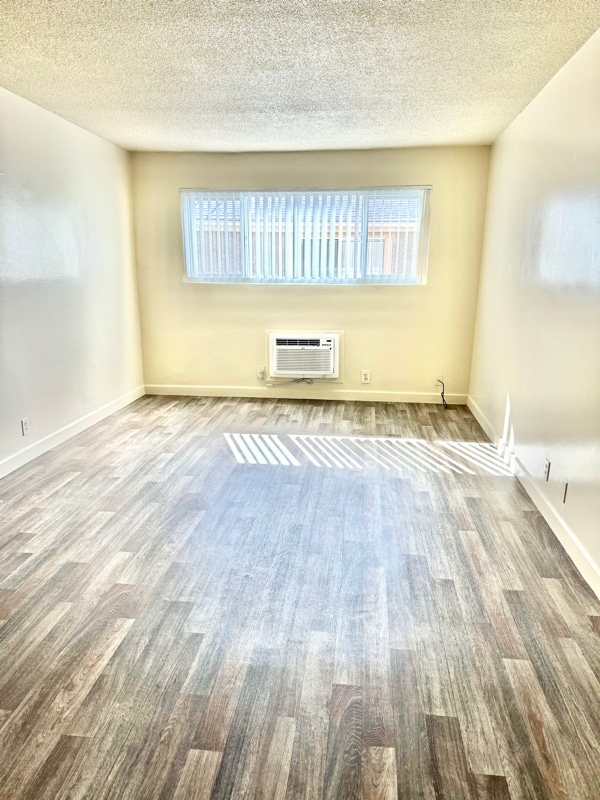 6248 N San Gabriel Blvd, Unit 15 in San Gabriel, CA - Foto de edificio - Building Photo