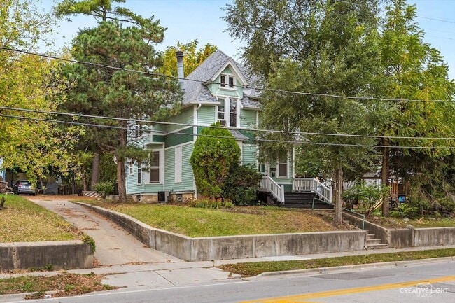 property at 674 St Charles St