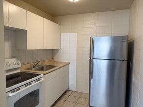 1728 Broadway in Redwood City, CA - Building Photo - Building Photo