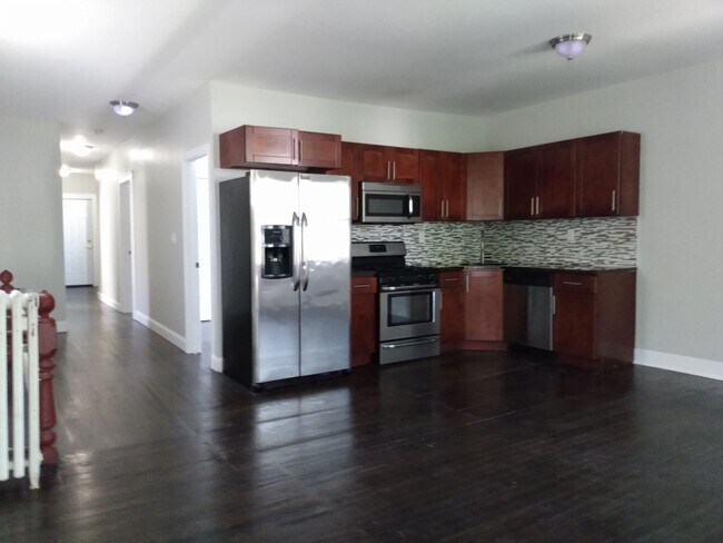 45 S Pine Ave in Albany, NY - Building Photo - Building Photo
