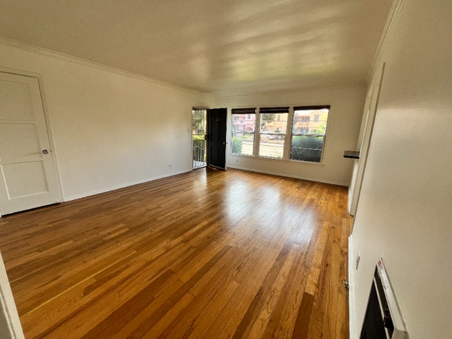 6209 W Olympic Blvd
