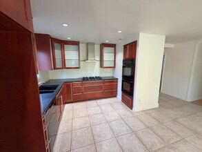 6090 Meadowbrook Ln in Riverside, CA - Building Photo - Building Photo